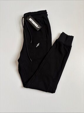 DoYouEven men’s black joggers, size Medium